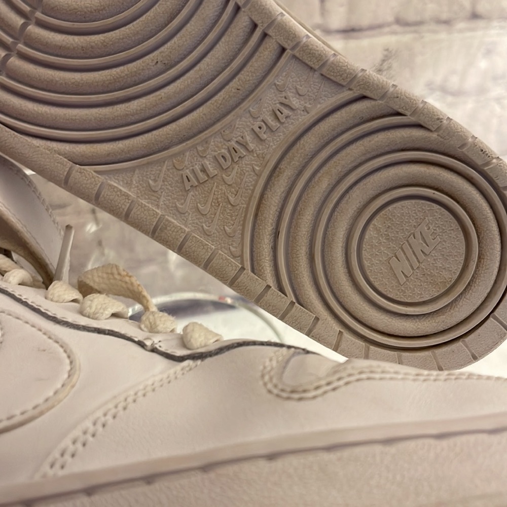AIRFORCE ONES High Top - Picture 10 of 13